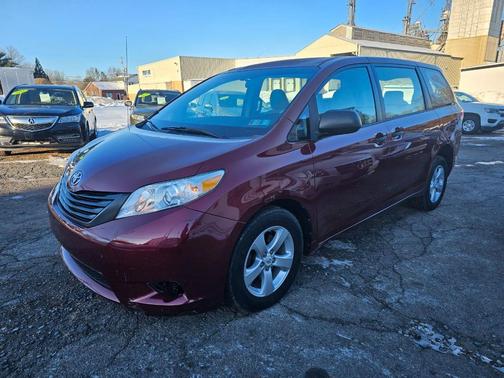 2011 Toyota Sienna Base