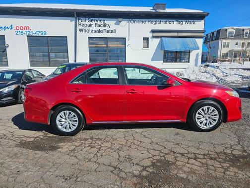 2013 Toyota Camry LE