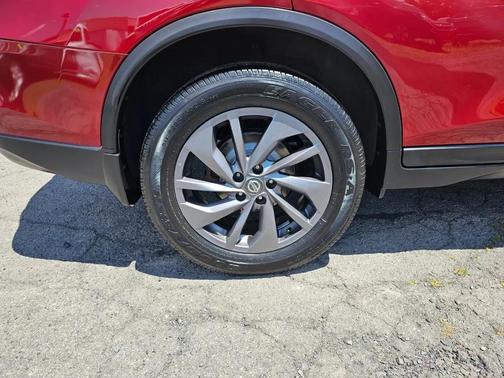 Cayenne Red 2016 Nissan Rogue SL