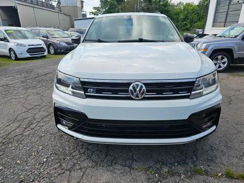 Pure White 2021 Volkswagen Tiguan 2.0T SE R-Line Black 4MOTION