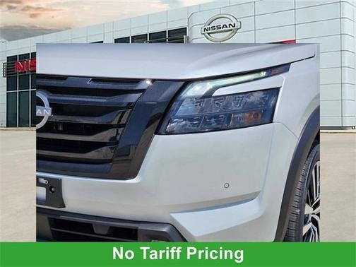 2025 Nissan Pathfinder Platinum