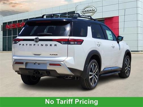 2025 Nissan Pathfinder Platinum
