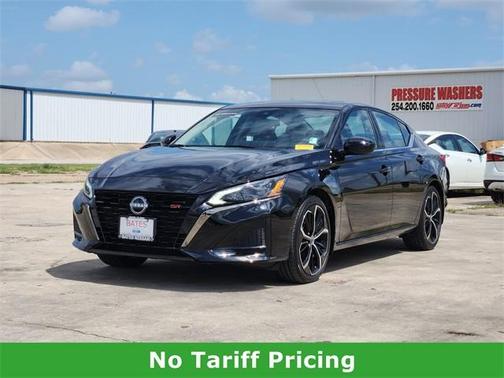 2025 Nissan Altima SR