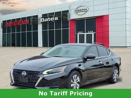 Black 2024 Nissan Altima 2.5 S