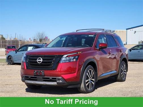 2025 Nissan Pathfinder Platinum