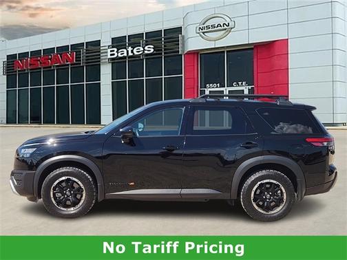 2025 Nissan Pathfinder Rock Creek
