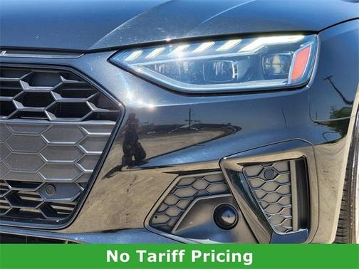 2022 Audi A4 45 S line Premium Plus