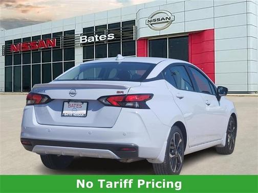 2025 Nissan Versa 1.6 SR