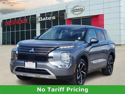 2023 Mitsubishi Outlander SE