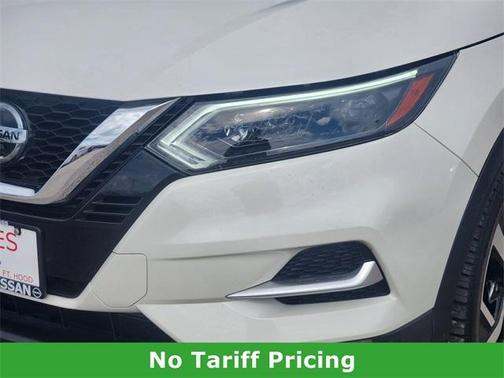 2022 Nissan Rogue Sport SL