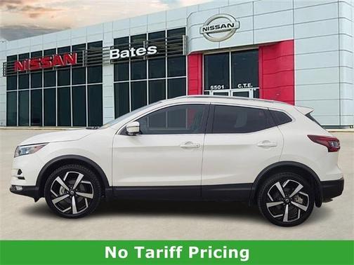 2022 Nissan Rogue Sport SL