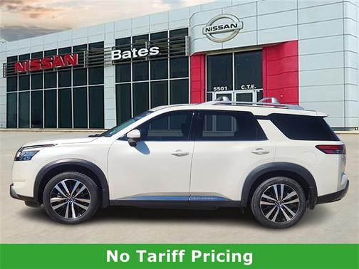 2024 Nissan Pathfinder Platinum