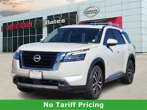 2024 Nissan Pathfinder Platinum