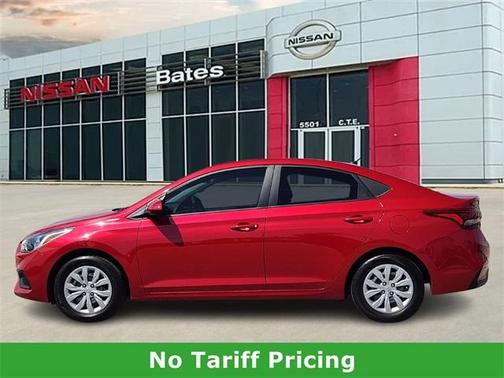 2022 Hyundai Accent SE