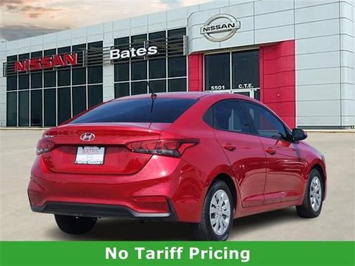 2022 Hyundai Accent SE