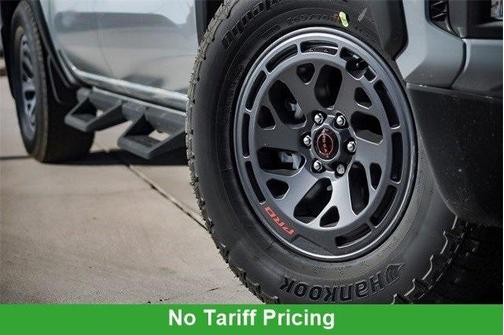 2025 Nissan Frontier PRO-X