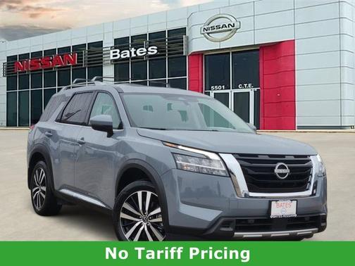 Boulder Gray Pe 2024 Nissan Pathfinder Platinum