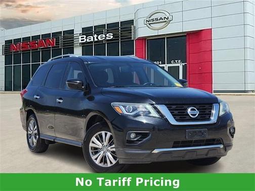 2018 Nissan Pathfinder SV