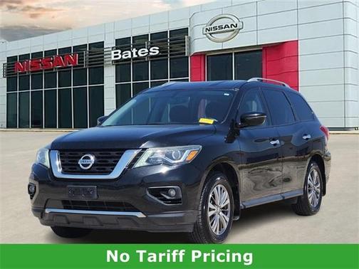 2018 Nissan Pathfinder SV