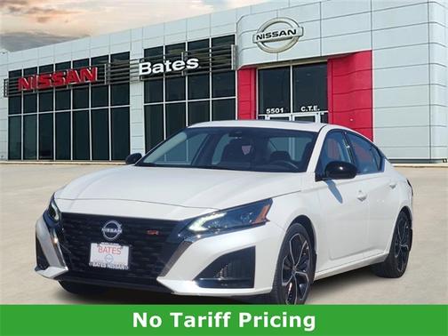 2025 Nissan Altima SR