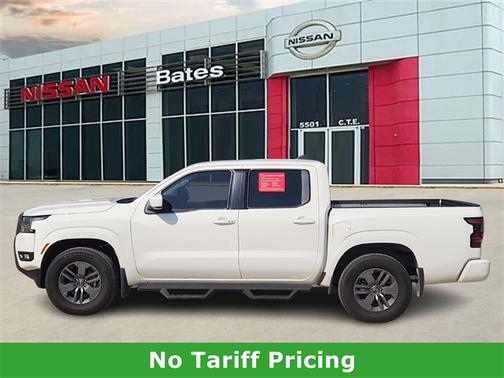 2025 Nissan Frontier SV