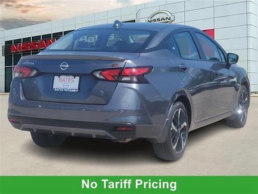 2025 Nissan Versa 1.6 SR