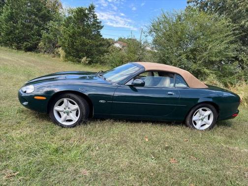 1999 Jaguar XK8