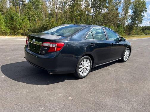 2012 Toyota Camry Hybrid XLE