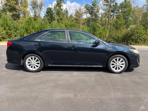2012 Toyota Camry Hybrid XLE