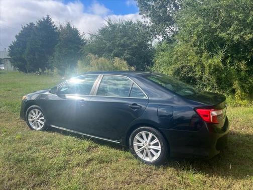2012 Toyota Camry Hybrid XLE