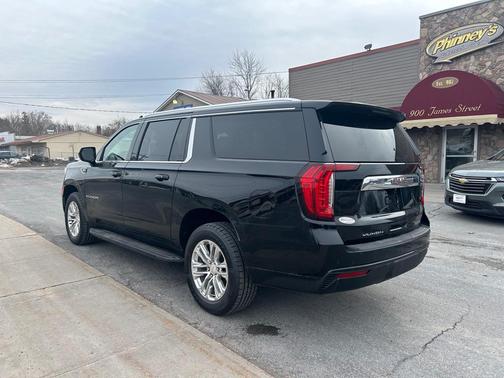 2022 GMC Yukon XL SLE