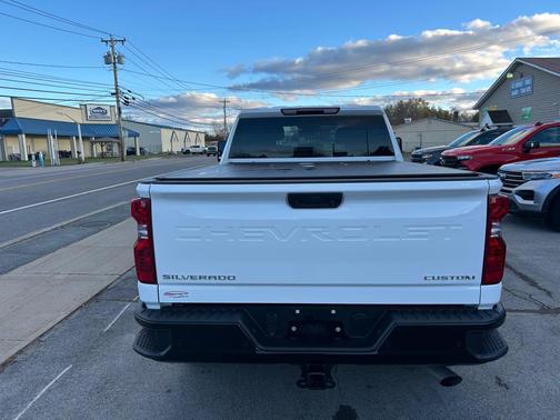 2024 Chevrolet Silverado 2500 Custom