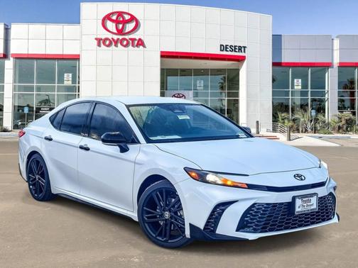 Ice 2026 Toyota Camry Nightshade
