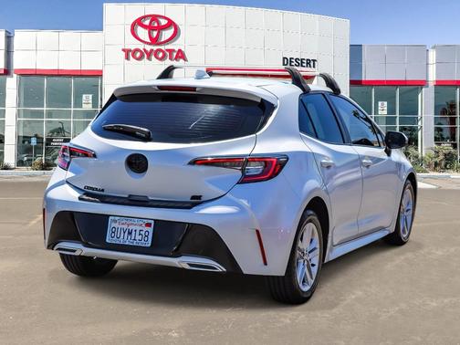 2021 Toyota Corolla Hatchback XSE