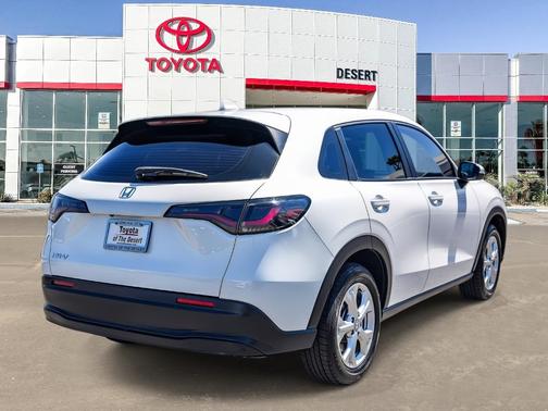 2023 Honda HR-V LX