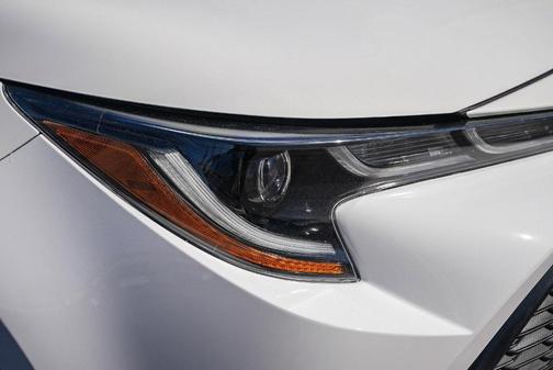 2022 Toyota Corolla Hatchback SE