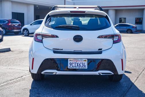 2022 Toyota Corolla Hatchback SE