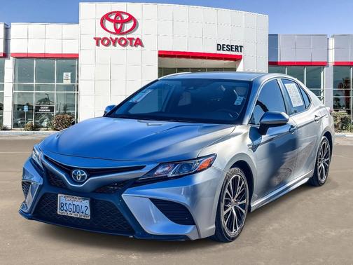2019 Toyota Camry Hybrid SE