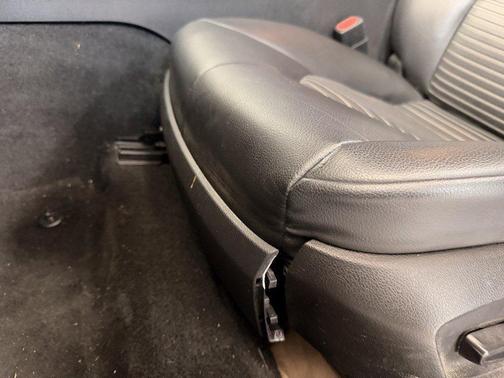 2019 Toyota Camry Hybrid SE