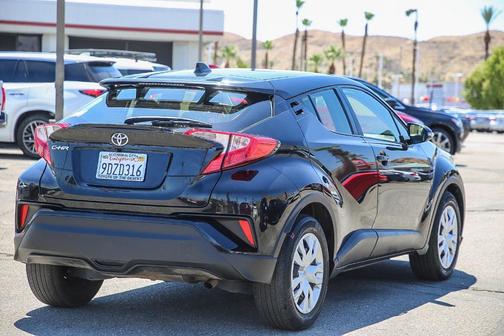 2020 Toyota C-HR LE