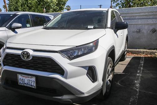 2022 Toyota RAV4 LE