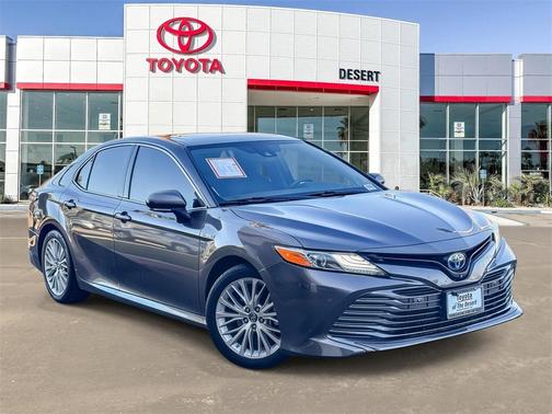 2018 Toyota Camry Hybrid XLE