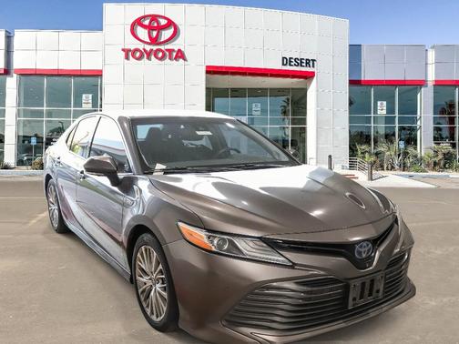 2018 Toyota Camry Hybrid XLE