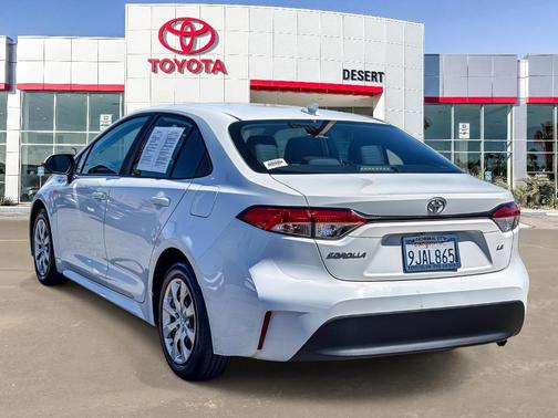 Ice 2024 Toyota Corolla LE