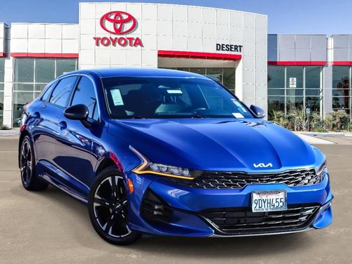 2022 Kia K5 GT-Line