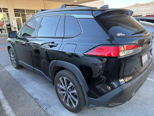 2022 Toyota Corolla Cross XLE