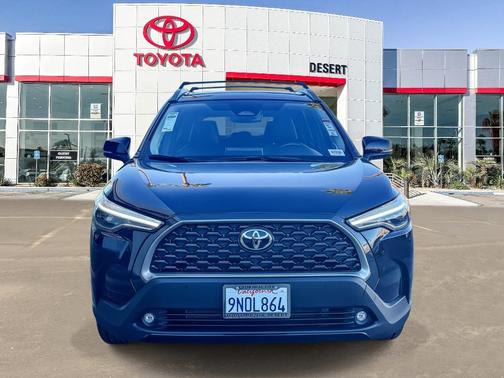 2024 Toyota Corolla Cross XLE