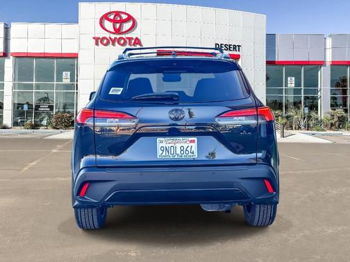 2024 Toyota Corolla Cross XLE