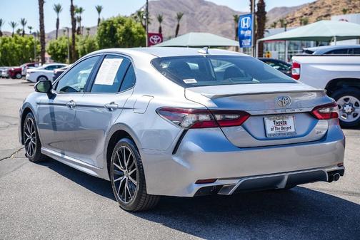 2023 Toyota Camry SE