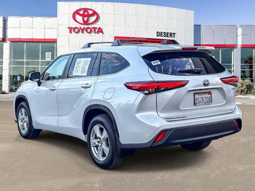 2023 Toyota Highlander Hybrid LE